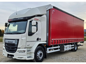 Curtain side truck DAF LF