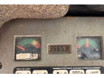 Skid steer loader Bobcat 753: picture 5