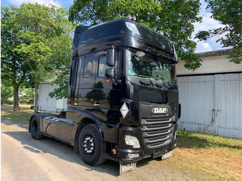 Tractor truck DAF XF 106 460
