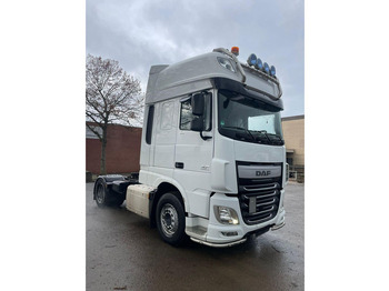 Tractor truck DAF XF 106 510