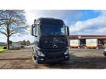 Tractor truck MERCEDES-BENZ Actros 1840