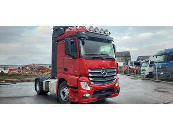 Tractor truck MERCEDES-BENZ Actros 1842