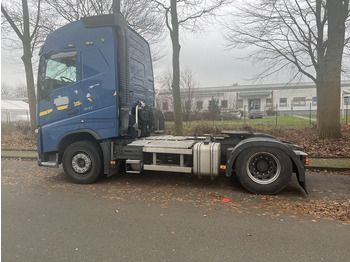 Tractor truck VOLVO FH 460