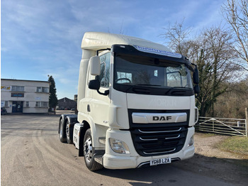 Tractor truck DAF CF 450