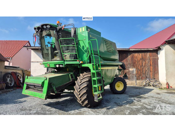 Combine harvester JOHN DEERE 1470