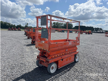 Scissor lift SKYJACK