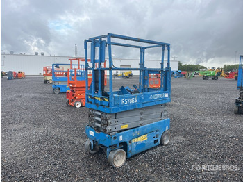 Scissor lift GENIE