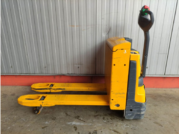Pallet truck JUNGHEINRICH EJE