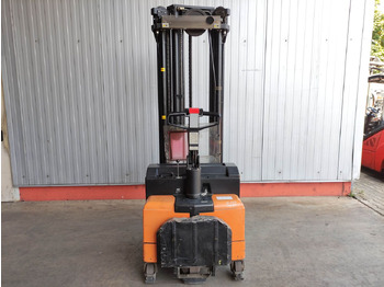 Stacker Toyota SLL 16: picture 4