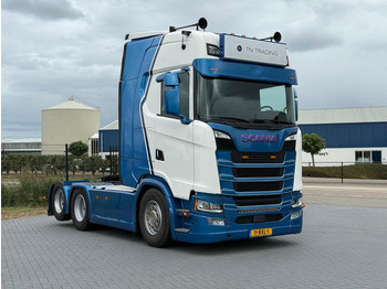 Tractor truck SCANIA S 660