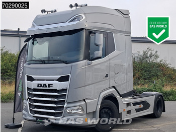 Tractor truck DAF XG+ 530
