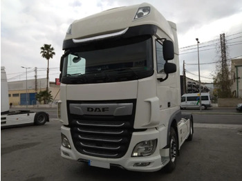 Tractor truck DAF XF 480