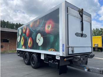 Refrigerator trailer