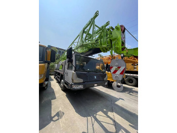 All terrain crane Zoomlion ZCT251V: picture 2
