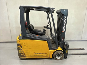 Electric forklift JUNGHEINRICH EFG