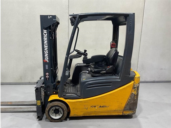 Electric forklift Jungheinrich EFG 218 SP 300ZZ: picture 3 Electric forklift Jungheinrich EFG 218 SP 300ZZ: picture 3
