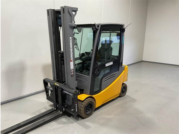 Electric forklift Jungheinrich EFG 320: picture 4