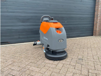 Cleaning machinery