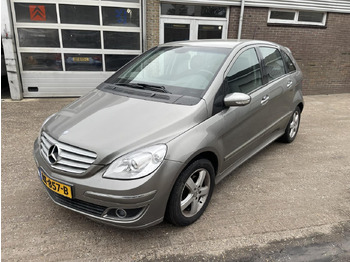 Car MERCEDES-BENZ