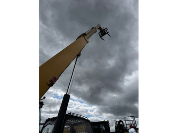 Telescopic handler CATERPILLAR TH