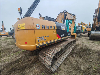Crawler excavator CATERPILLAR 320D2