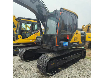 Crawler excavator Volvo EC140: picture 3