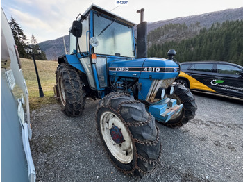 Farm tractor FORD
