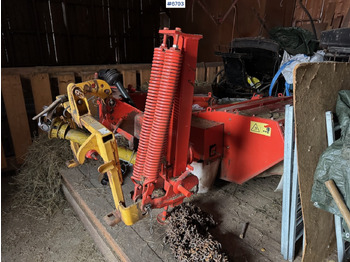 Tedding equipment KUHN