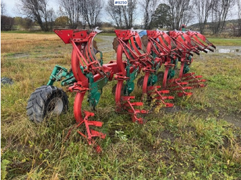 Soil tillage equipment 2017 Kverneland EG 5-coil reversible plow w/ new coulters and extra equipment!: picture 4