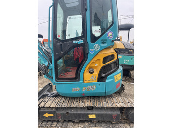 Mini excavator KUBOTA U-30: picture 2
