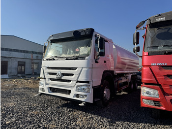 Tanker truck HOWO: picture 4