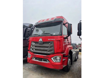Tractor truck SINOTRUK HOWO