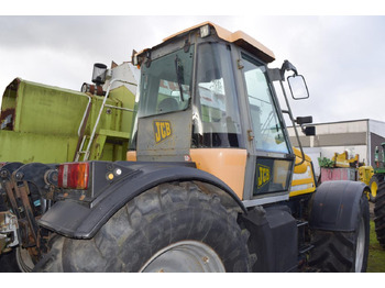 Farm tractor JCB Fastrac 2150: picture 4
