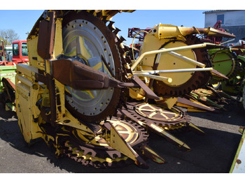 Corn header NEW HOLLAND