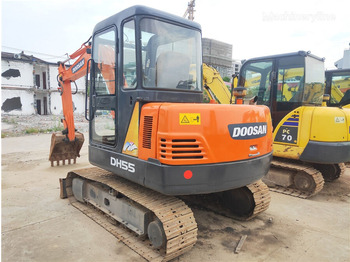 Mini excavator Doosan DH55-V: picture 4
