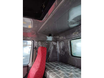 Tanker truck for transportation of fuel Howo: picture 2