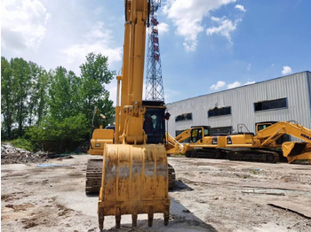 Crawler excavator Komatsu PC200: picture 3