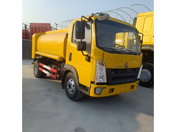 Tanker truck SINOTRUK HOWO