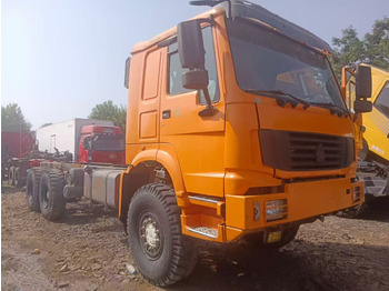Tractor truck SINOTRUK HOWO