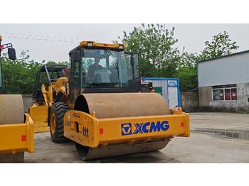 Compactor XCMG XS233J: picture 4