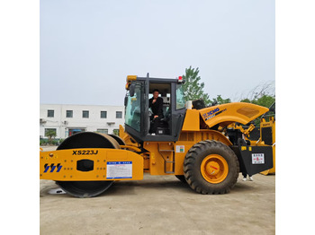 Compactor XCMG XS233J: picture 2