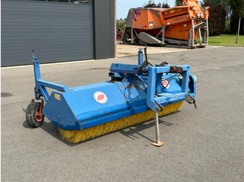 Industrial sweeper