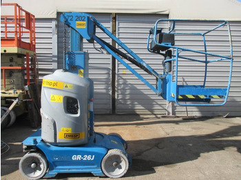 Vertical mast lift GENIE