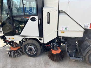 Road sweeper SCARAB Minor: picture 3