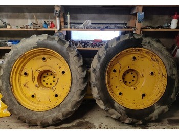 Tire for Farm tractor Traktorin renkaat 13.6/12x38 vanteilla: picture 2