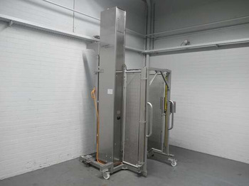 Food processing equipment