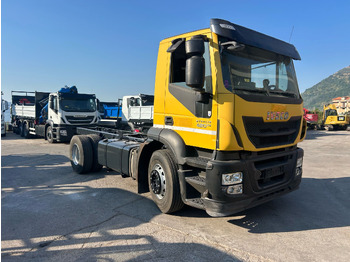Cab chassis truck IVECO Stralis
