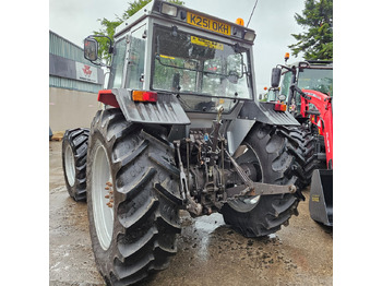 Farm tractor 1992 390 4wd, 12/12 shuttle, nice condition: picture 3