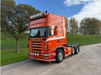 Tractor truck SCANIA R 560