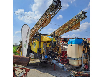 Trailed sprayer